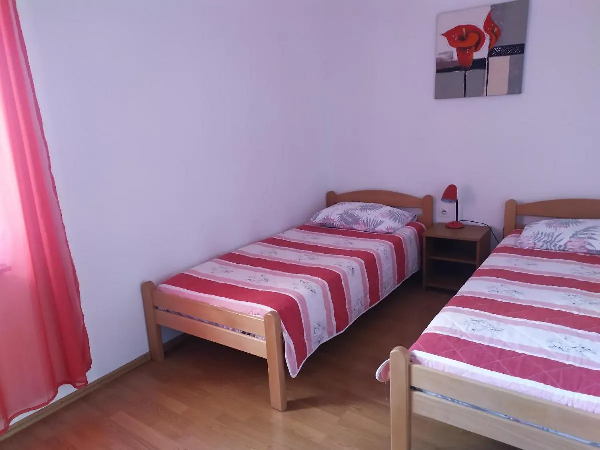 Guest house Apartmani Noemi Pula Croatia