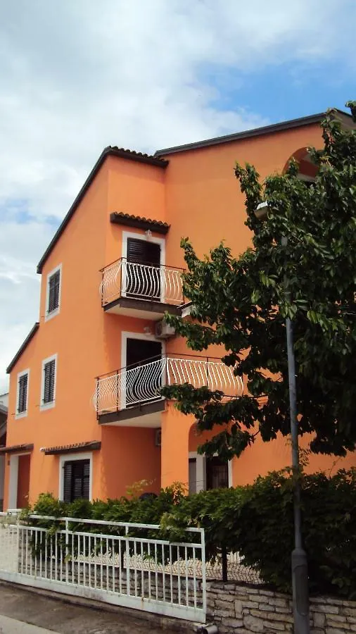 Apartmani Noemi Pula Penzion