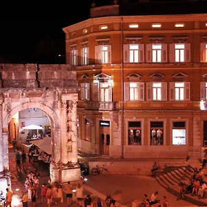 https://boutique-hostel-joyce.pula-hotels.org